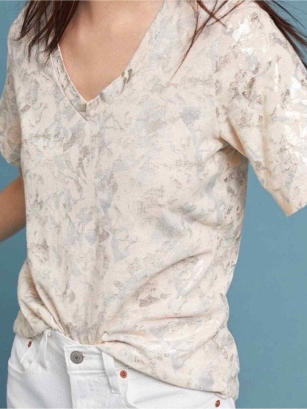 SOL ANGELES | ANTHRO Metallic V Neck Tee‎